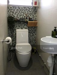 Changi Village Road (D17), HDB 2 Rooms #355441491